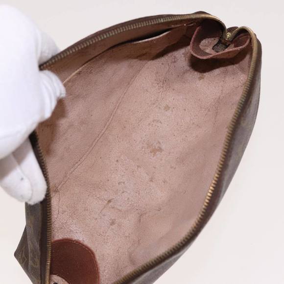 LOUIS VUITTON Monogram Trousse Demi Ronde Cosmetic Pouch M47520 LV Auth 77992 - Picture 6 of 11